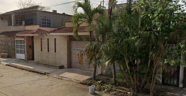 Casa en venta en Esfuerzo de los Hermanos Del Trabajo, Coatzacoalcos — foto 2 de 8