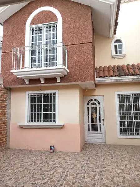 Casa en Venta en El Condado Plus, León - Espaciosa y Bien Ubicada
