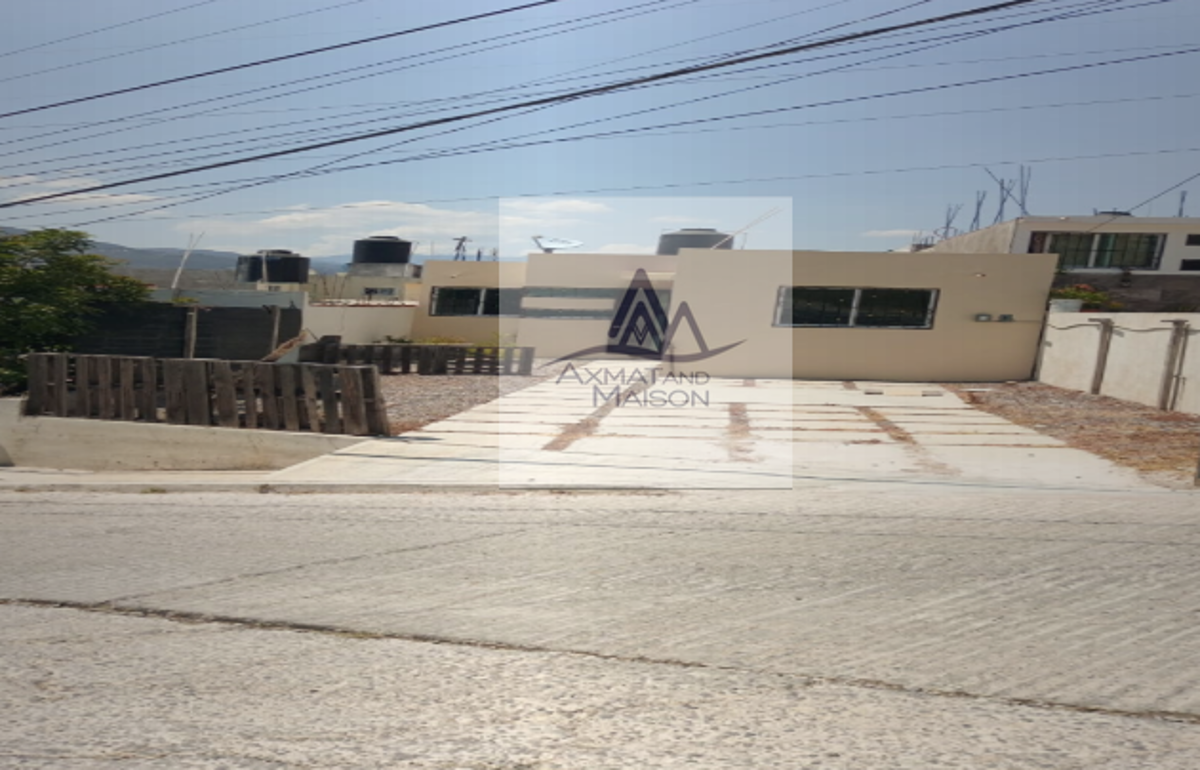 Casa en venta en Residencial Juristas, Chilpancingo de los Bravo — foto 1 de 12
