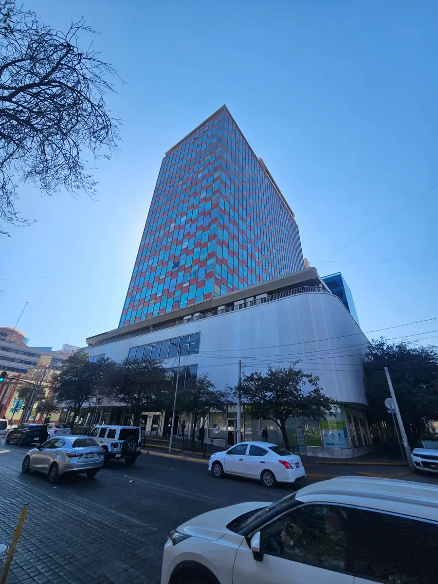 Oficina en renta en Monterrey Centro, Monterrey — foto 1 de 11
