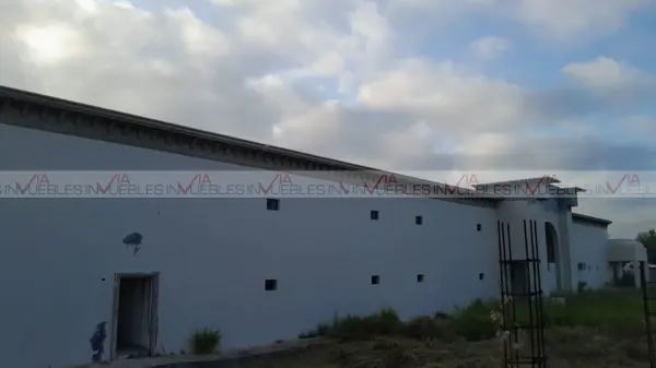 Hotel en renta en PEMEX Refinería, Cadereyta Jiménez — foto 2 de 8