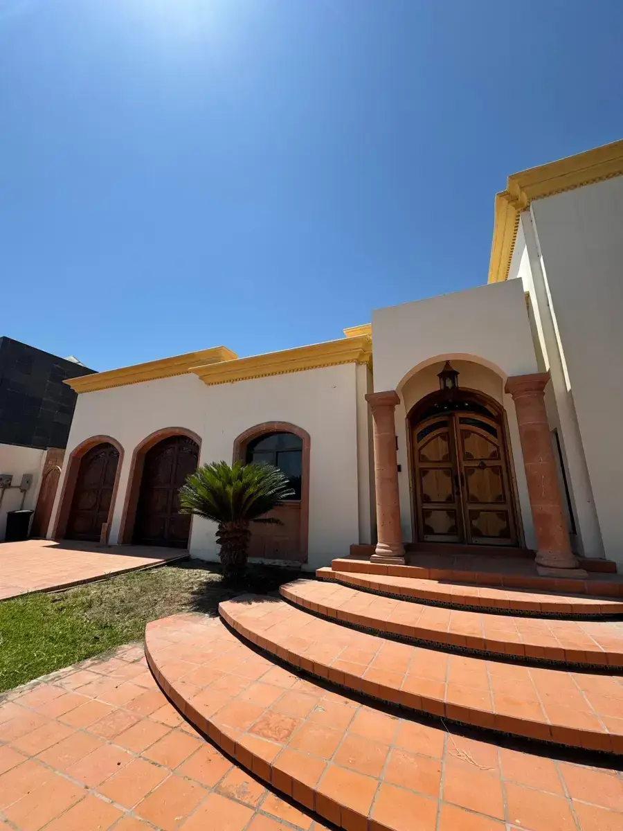 Casa en venta en Montebello, Torreón — foto 1 de 29
