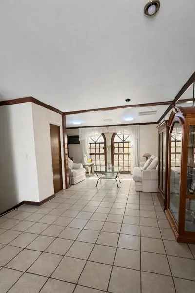 Casa en venta en Jardines del Valle, San Pedro Garza García — foto 3 de 8