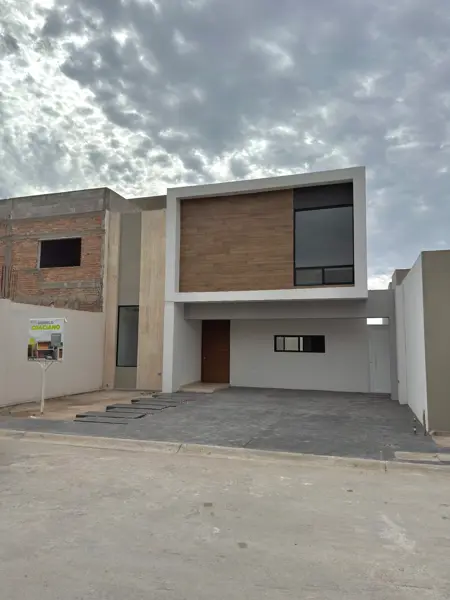 Casa en venta en Los Viñedos, Torreón — foto 2 de 30