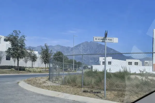 Terreno en renta en Ferrara Residencial, García — foto 2 de 2