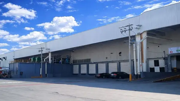 Bodega en renta en Lerma dentro de parque industrial — foto 1 de 5