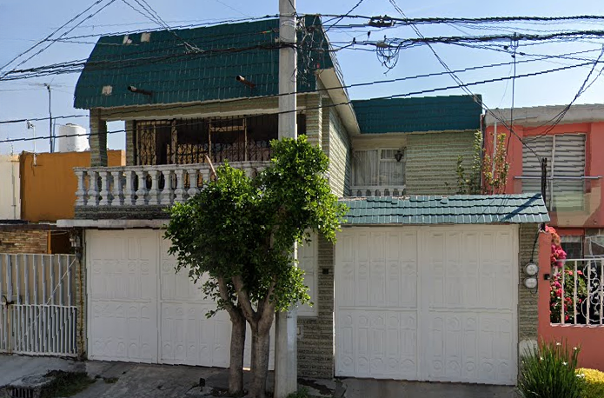 Casa en venta en Prados del Rosario, Azcapotzalco — foto 1 de 22