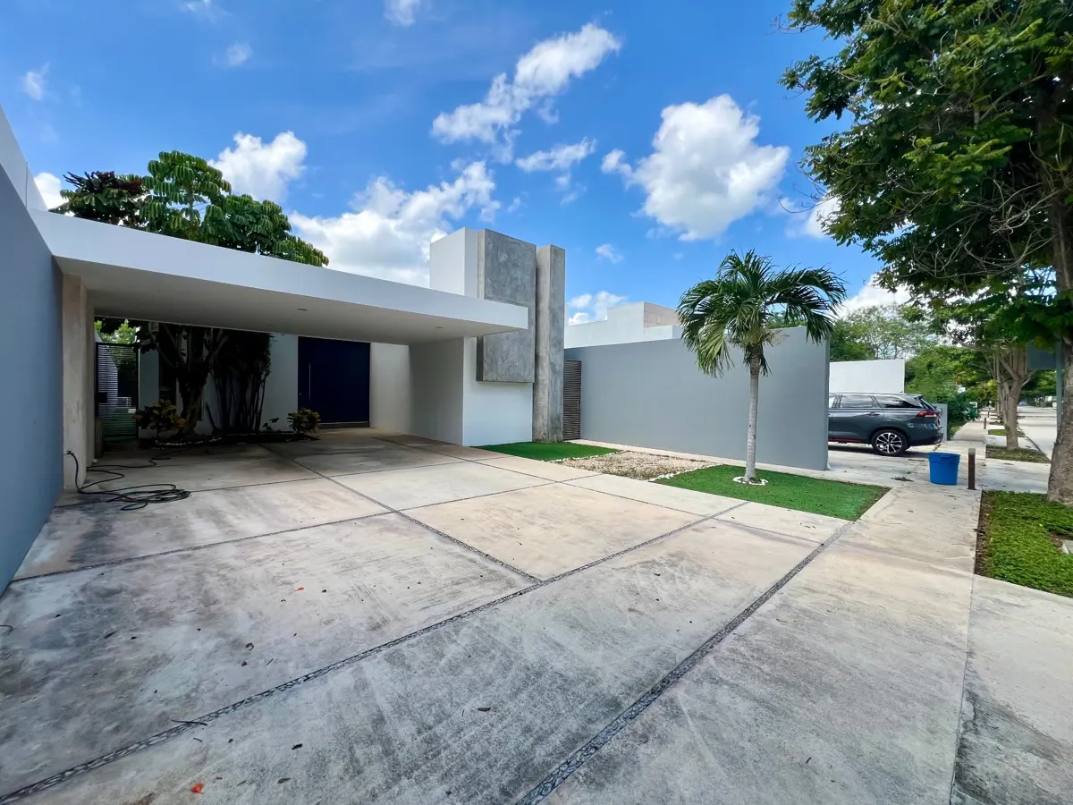 Casa en venta en Residencial Arbórea, Conkal — foto 1 de 14