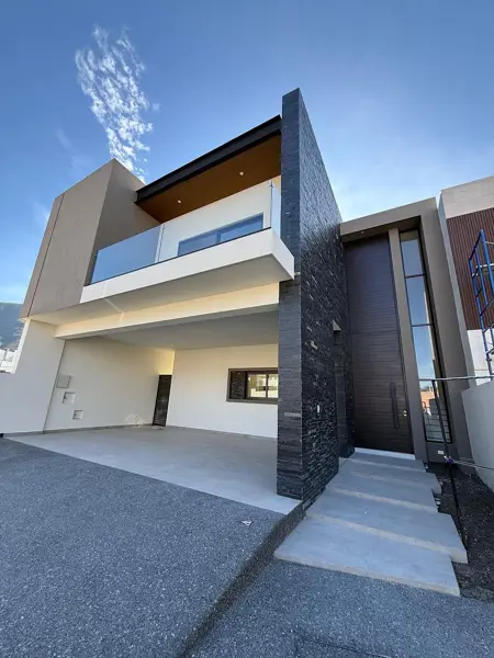 Casa en venta en Los Olivos Residencial, Santiago — foto 2 de 11