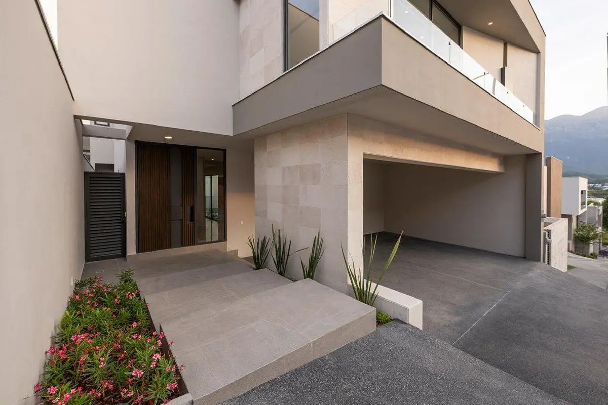 CASA EN VENTA CARRETERA NACIONAL CASTAÑOS DEL VERGEL MONTERREY NUEVO LEÓN CASA EN VENTA CARRETERA NACIONAL CASTAÑOS DEL VERGEL MONTERREY NUEVO LEÓN
