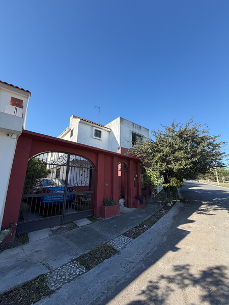 Casa en venta en Mitras Poniente, García — foto 2 de 11
