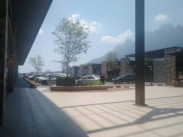 Local en renta en Espacio Cumbres, Monterrey — foto 3 de 15