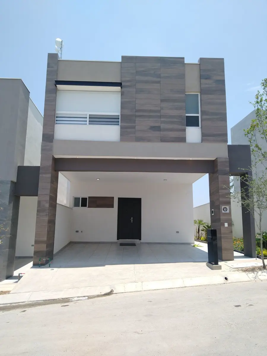 CASA EN VENTA EN DOMINIO CUMBRES GARCIA NUEVO LEON CASA EN VENTA EN DOMINIO CUMBRES GARCIA NUEVO LEON
