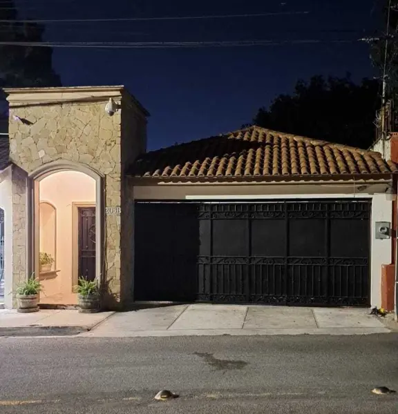 Casa en venta en Valle de San Ángel Sect Español, San Pedro Garza García — foto 2 de 19