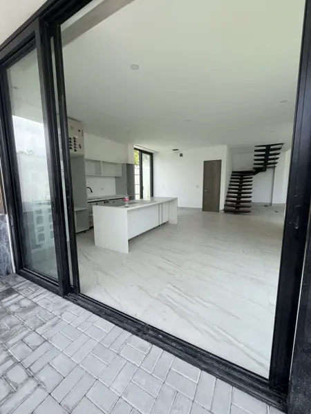 Casa en venta en Bosques de las Misiones Sector Encino, Santiago — foto 2 de 48
