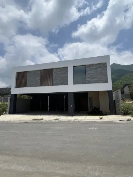 Casa en venta carretera nacional