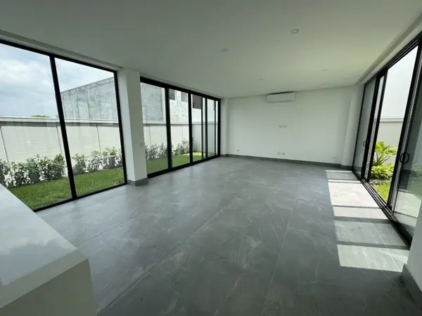 Casa en venta en Bosques de las Misiones Sector Encino, Santiago — foto 2 de 39
