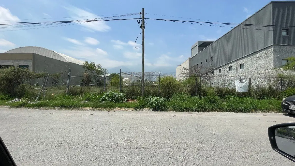 Terreno en renta en Estanzuela Nueva, Monterrey — foto 1 de 3