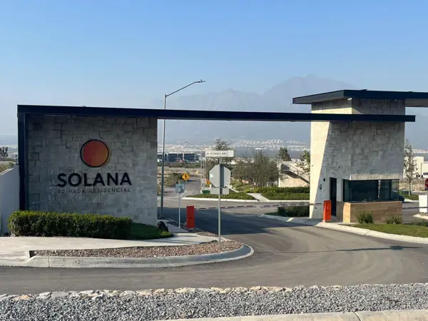 Terreno en venta en Mitras Poniente, García — foto 3 de 9
