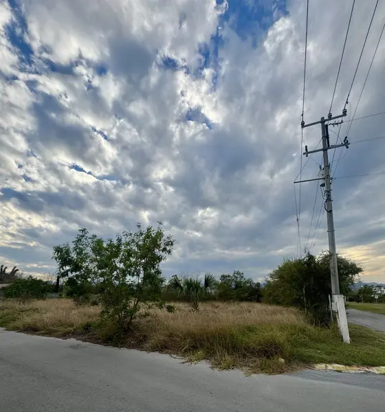 Terreno en venta en Hacienda del Cielo, Cadereyta Jiménez — foto 2 de 6