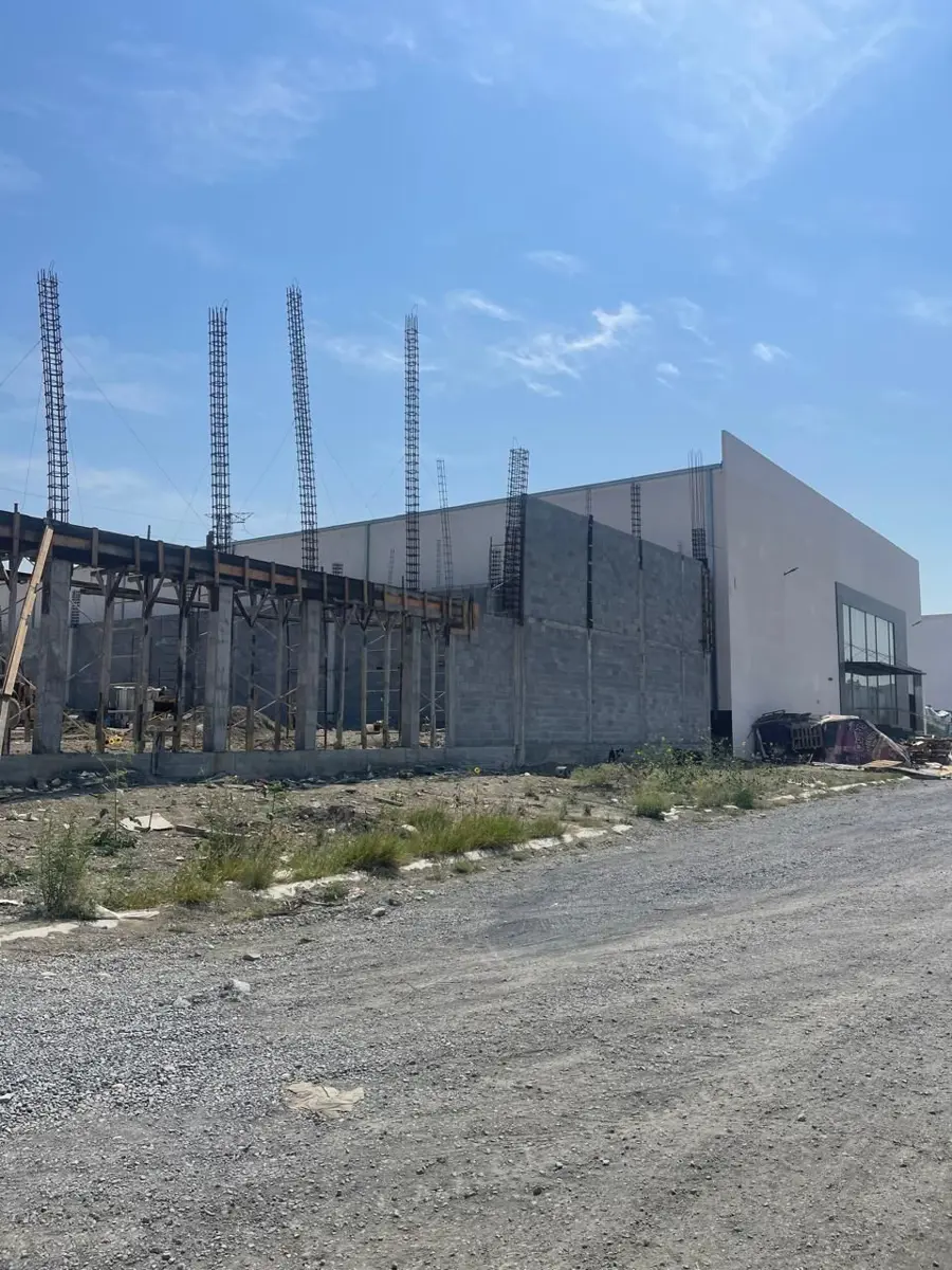 Bodega en renta en Las Cruces Club de Golf, Apodaca — foto 1 de 10