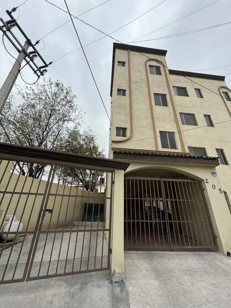 Departamento en renta en La Fama, Santa Catarina — foto 1 de 20