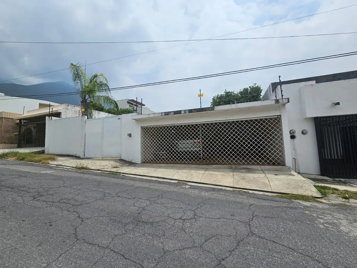 Terreno en venta en Contry la Silla, Guadalupe — foto 1 de 5