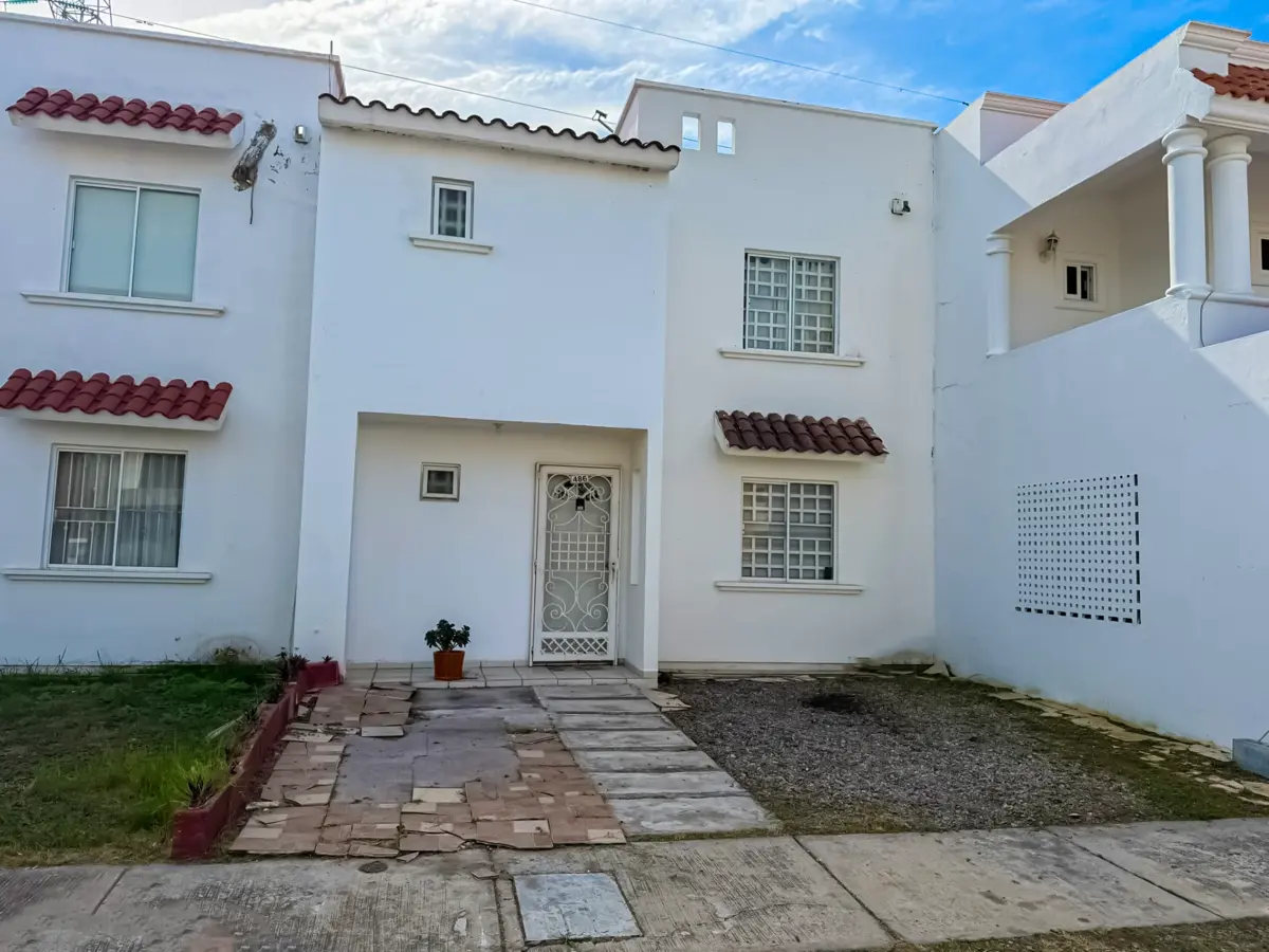 Casa en venta en Los Mangos II, Mazatlán — foto 1 de 28