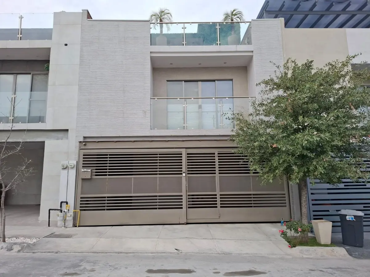 Casa en venta en Cumbre Altta, García — foto 1 de 44