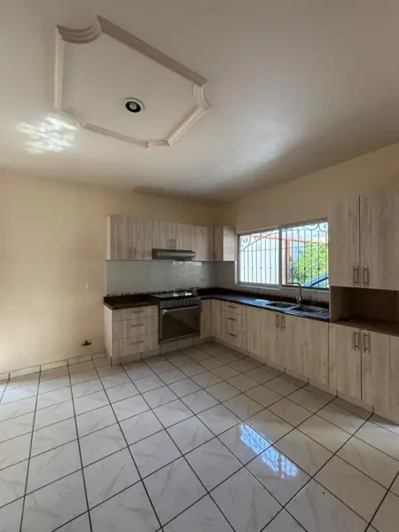 Casa en renta en Villas de Irapuato, Irapuato — foto 3 de 17