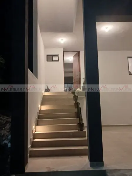 Casa en venta en Cumbres Elite Premier Privadas Alpes y Everest, Monterrey — foto 2 de 14