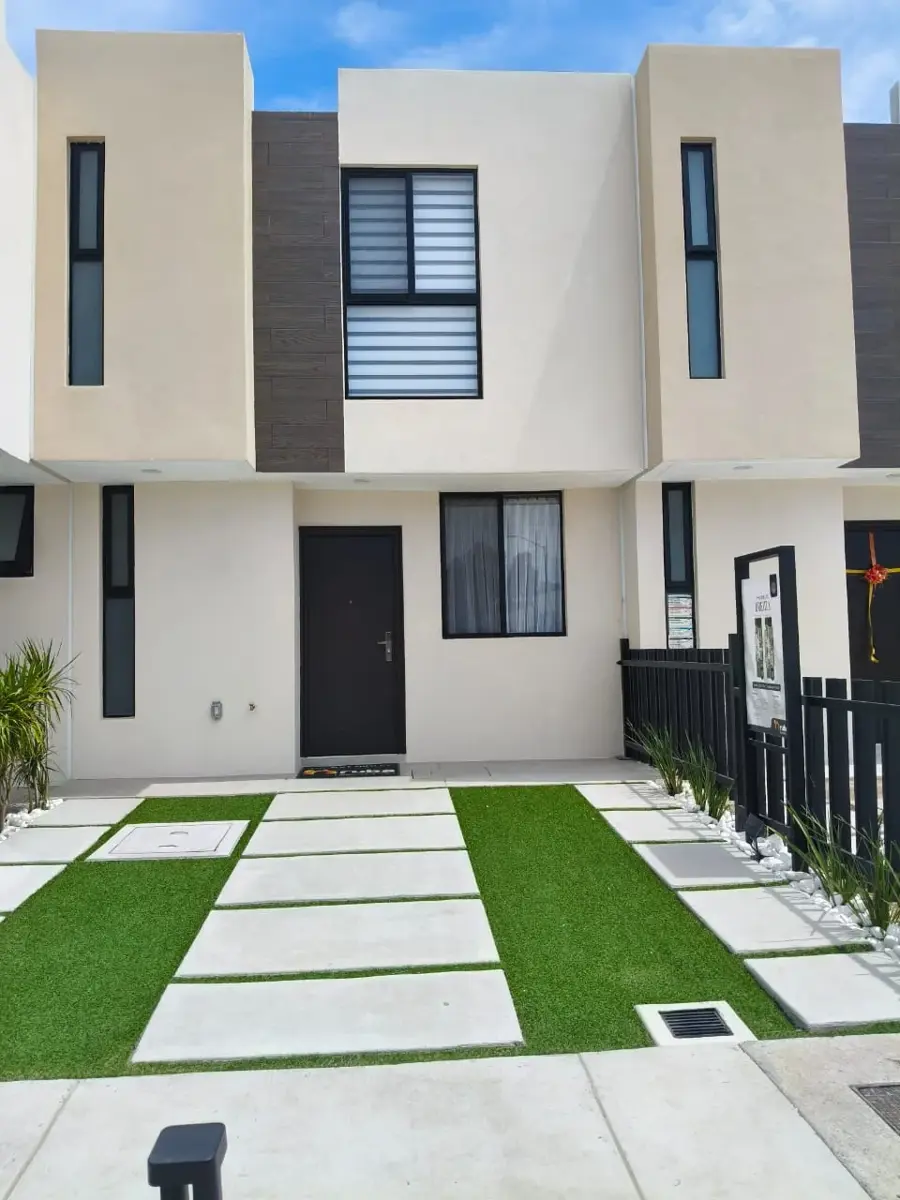Casa en venta en Residencial San Carlos, León — foto 1 de 13