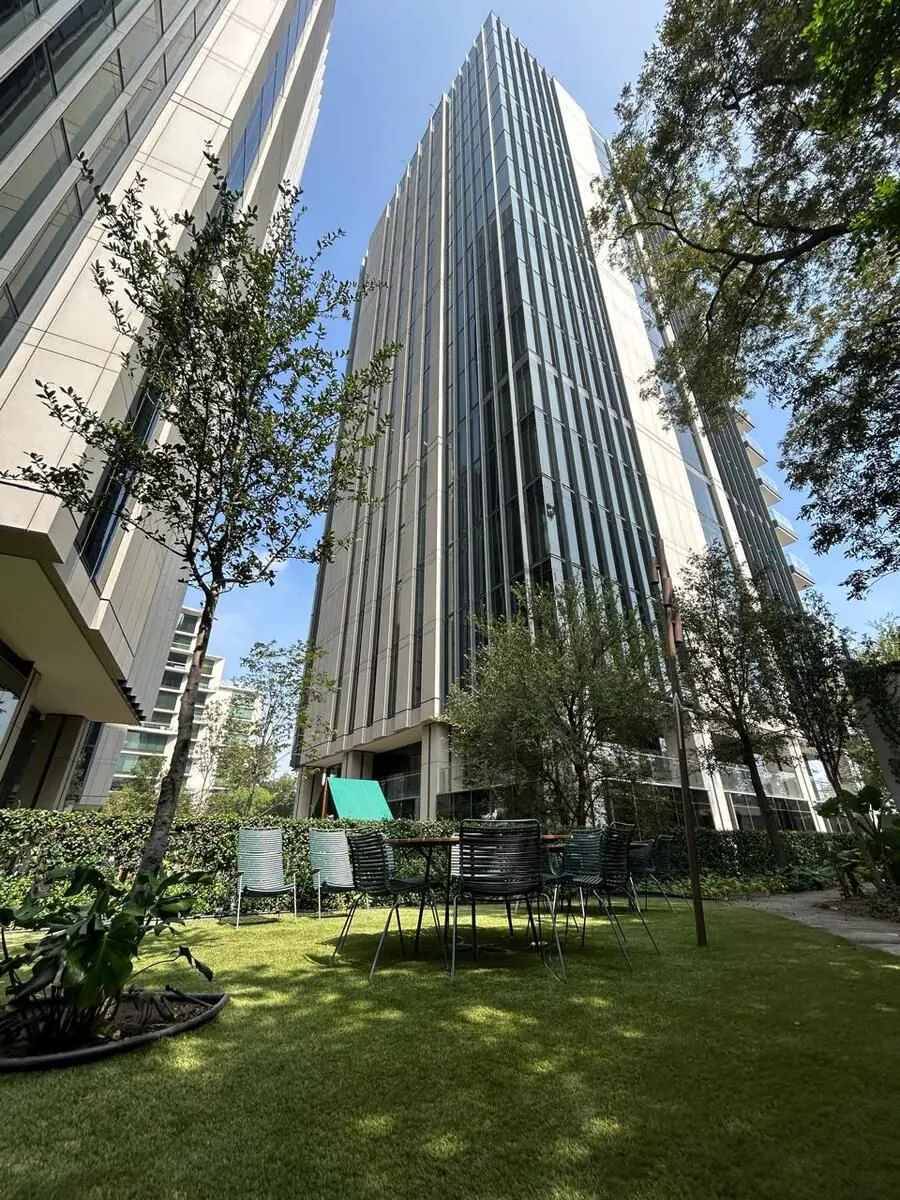 Departamento en venta en Del Valle, San Pedro Garza García — foto 1 de 15