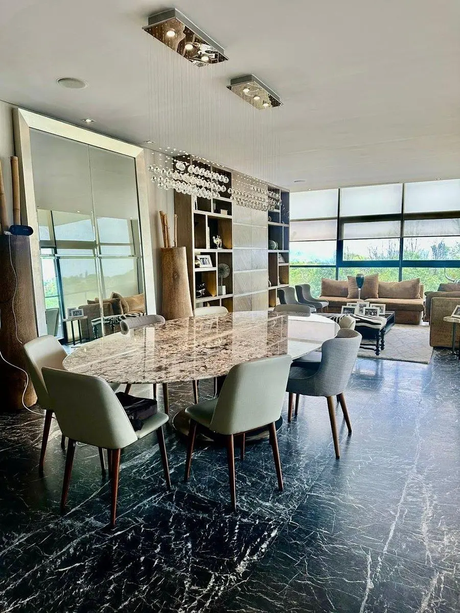 Departamento en venta en San Pedro Garza García Centro, San Pedro Garza García — foto 1 de 28