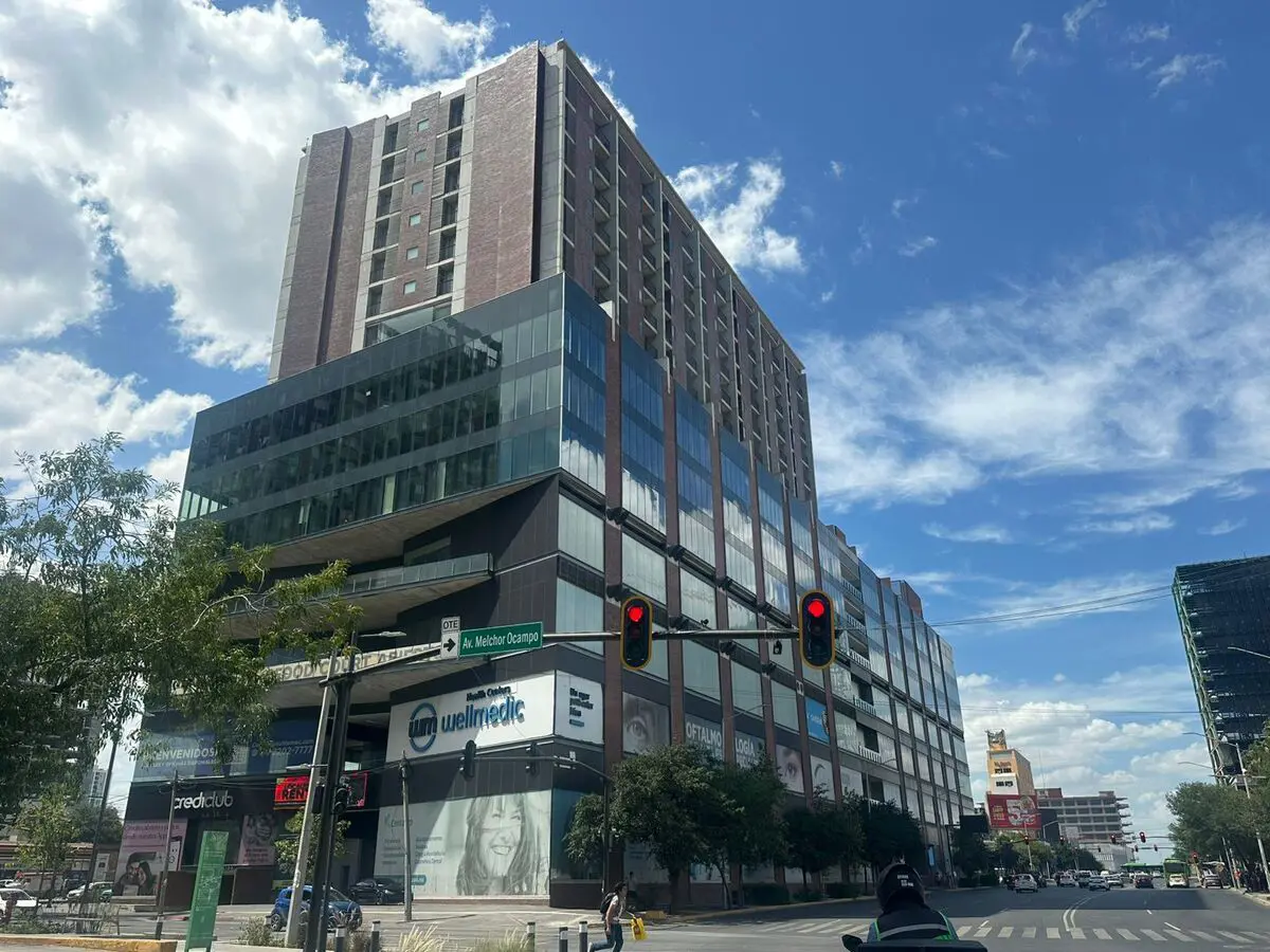Local en renta en Centro, Monterrey — foto 1 de 12