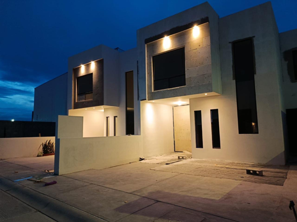 Casa en venta en Alebrijes Residencial, Torreón — foto 1 de 14