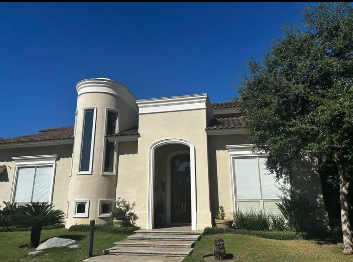 Casa en venta en Fraccionamiento Las Misiones, Santiago — foto 1 de 36