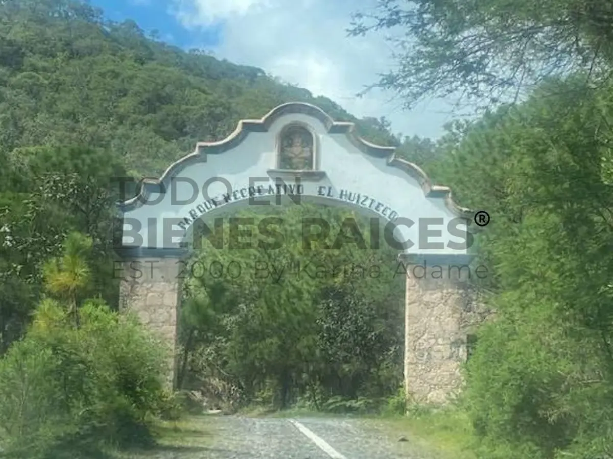 Terreno en venta en La Cantera, Taxco de Alarcón — foto 1 de 3