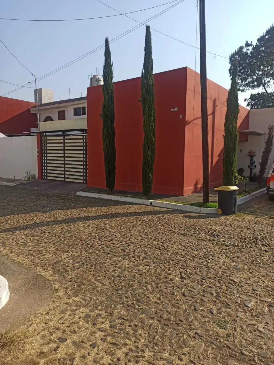 Casa en venta en El Mirador, Uruapan — foto 1 de 12