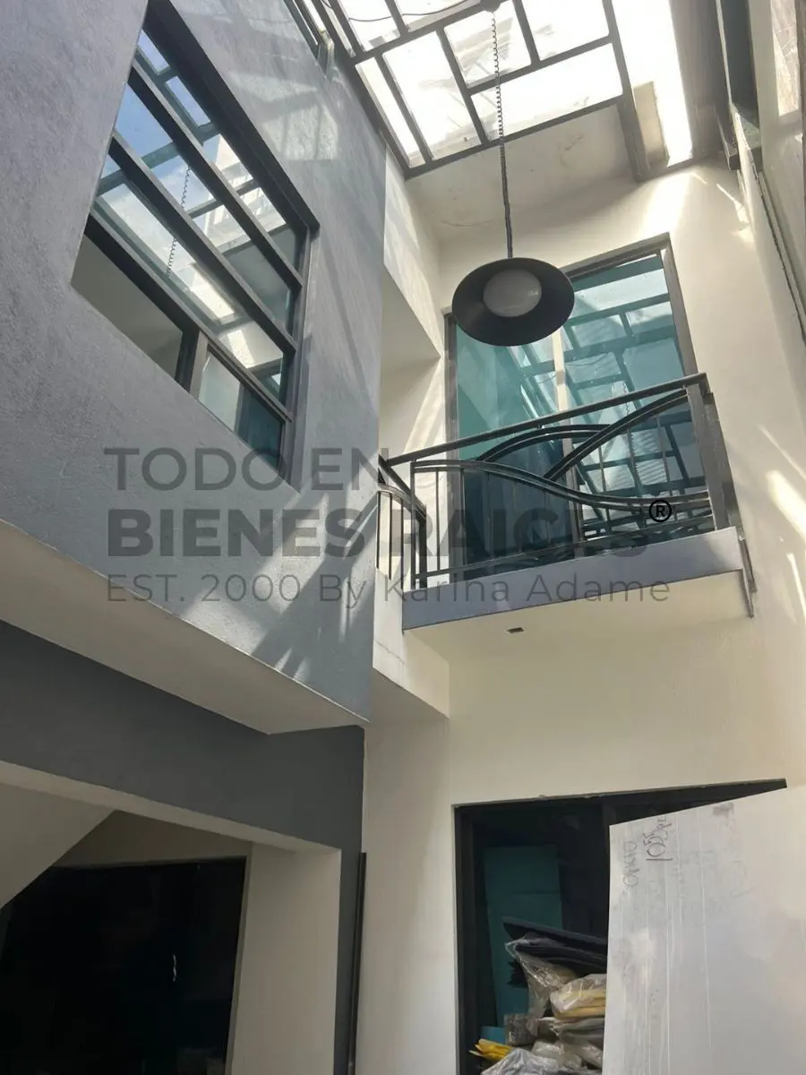 Edificio en venta en Hipódromo Condesa, Cuauhtémoc — foto 1 de 40