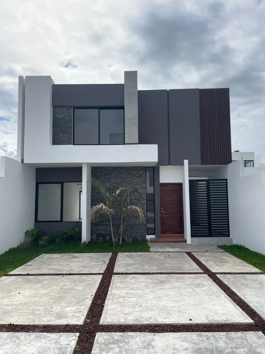 Casa en venta en Lomas de la Rioja, Alvarado — foto 1 de 17