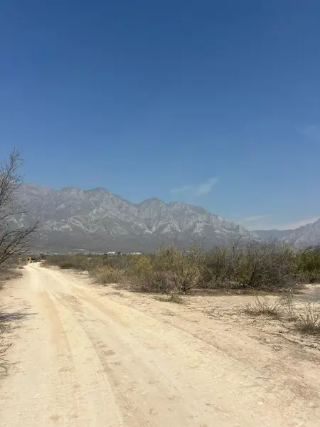 Terreno en venta en Valle de San Blas, García — foto 2 de 2