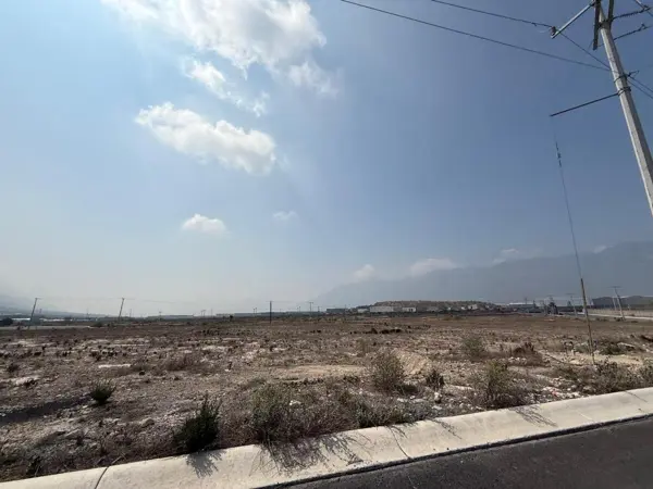Terreno en venta en García, García — foto 2 de 8