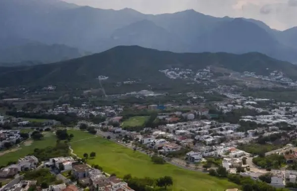 Terreno en venta en Residencial y Club de Golf la Herradura, Monterrey — foto 2 de 2