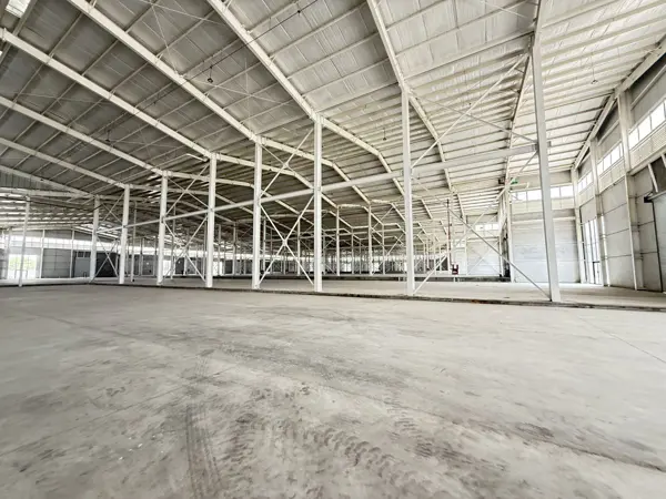 BODEGAS INDUSTRIALES EN RENTA