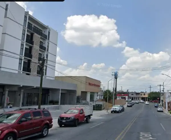 Local en venta en Las Cumbres, Monterrey — foto 2 de 3
