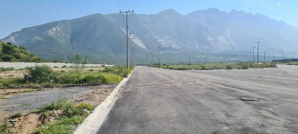 Terreno en venta en Dominio Cumbres, García — foto 1 de 4