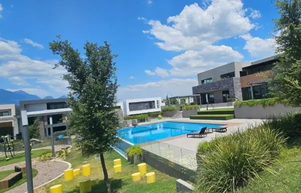 Terreno en venta en El Yerbaniz, Santiago — foto 2 de 12