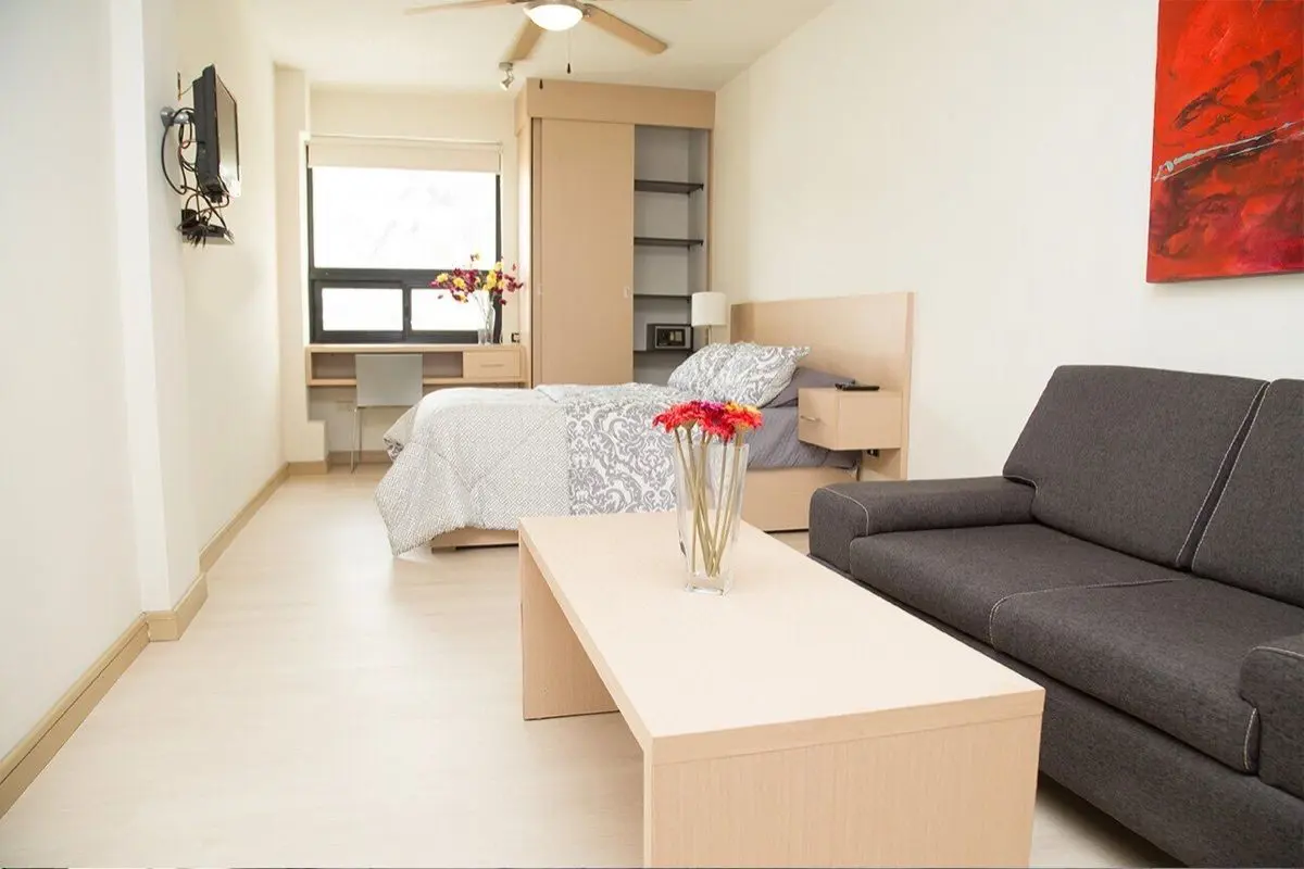 Departamento en renta en Fuentes del Valle, San Pedro Garza García — foto 1 de 3