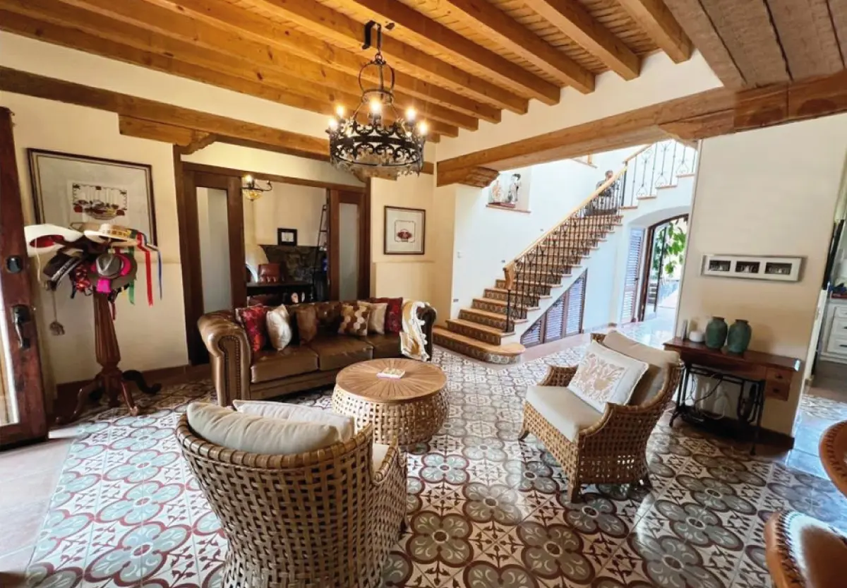 Casa en venta en Patzcuaro Centro, Pátzcuaro — foto 1 de 28